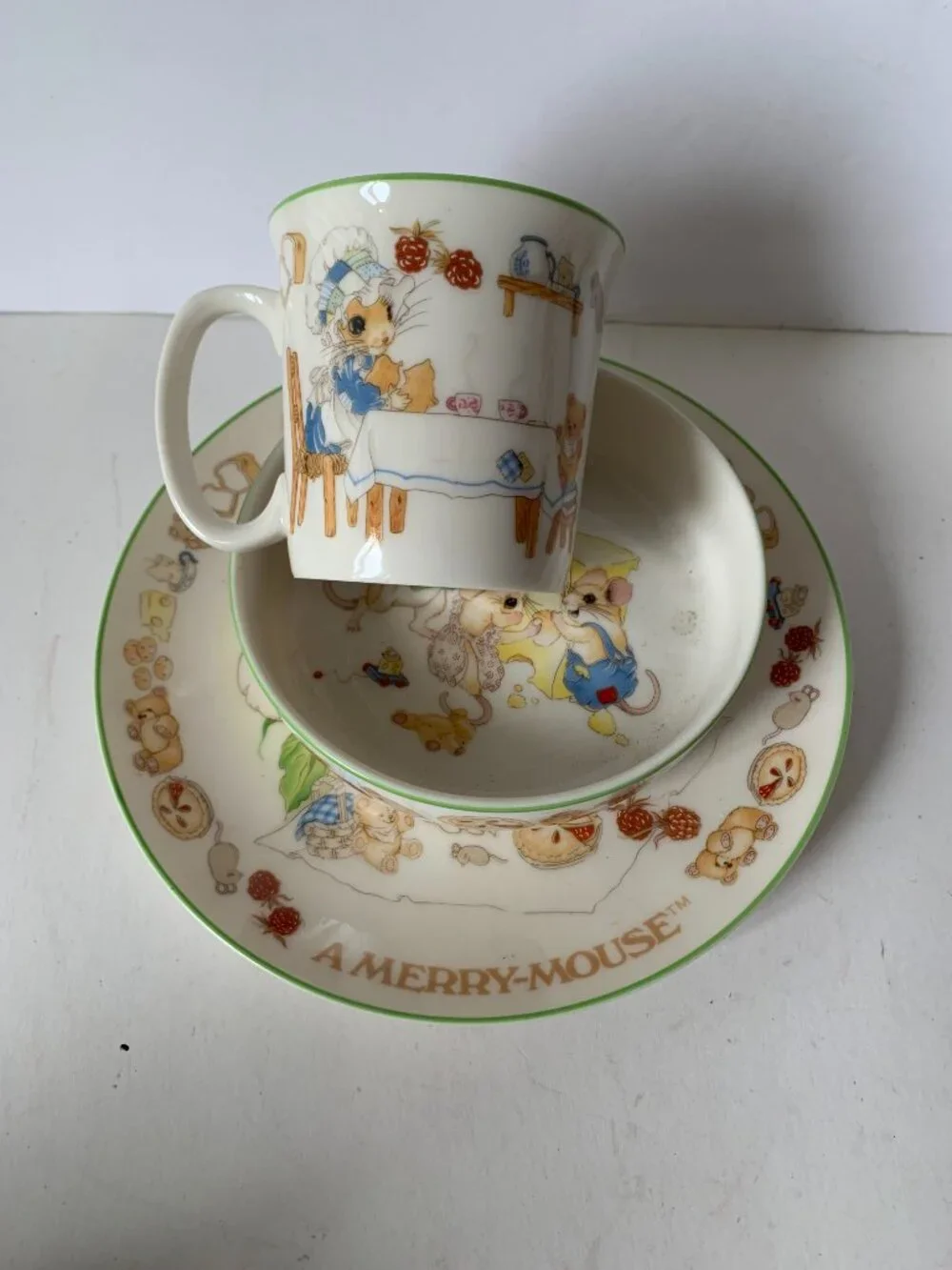 GORHAM MERRY MOUSE GIFT 1983 PRISCILLA HILLMAN PLATE BOWL CUP FOR KIDS - Picture 4 of 16